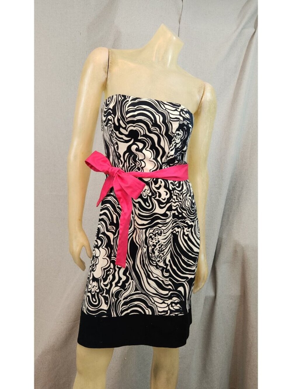 Nine West Black White Pink Bow Strapless Slvlss Shift Dress Womens Size 2 XSMALL